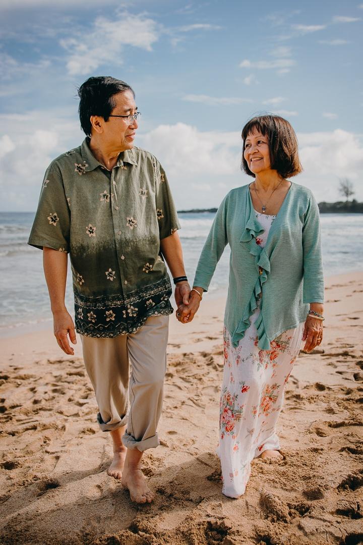Maui Family Photography at Its Finest: A Joyful 16-Person Session Full of Candid Memories