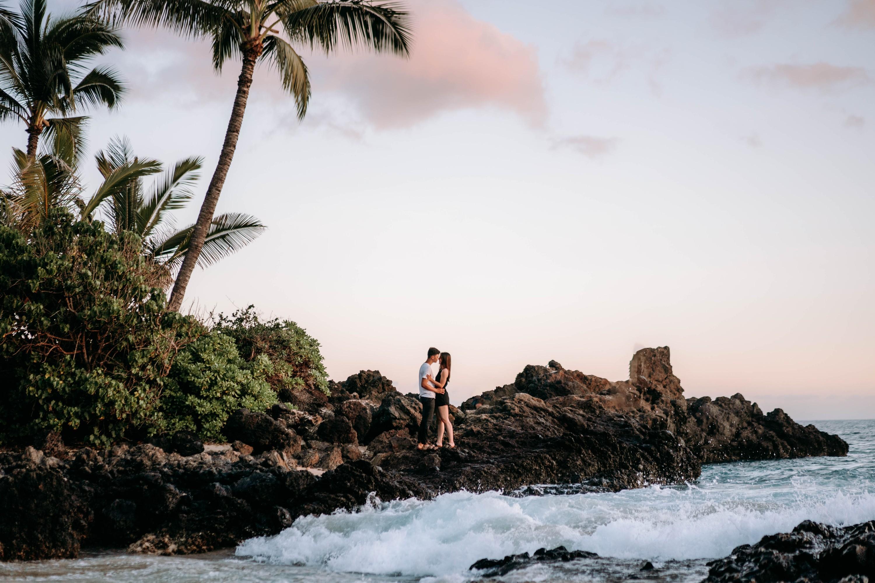 A Magical Photoshoot at Makena Secret Cove, Maui with Evan and Kyla